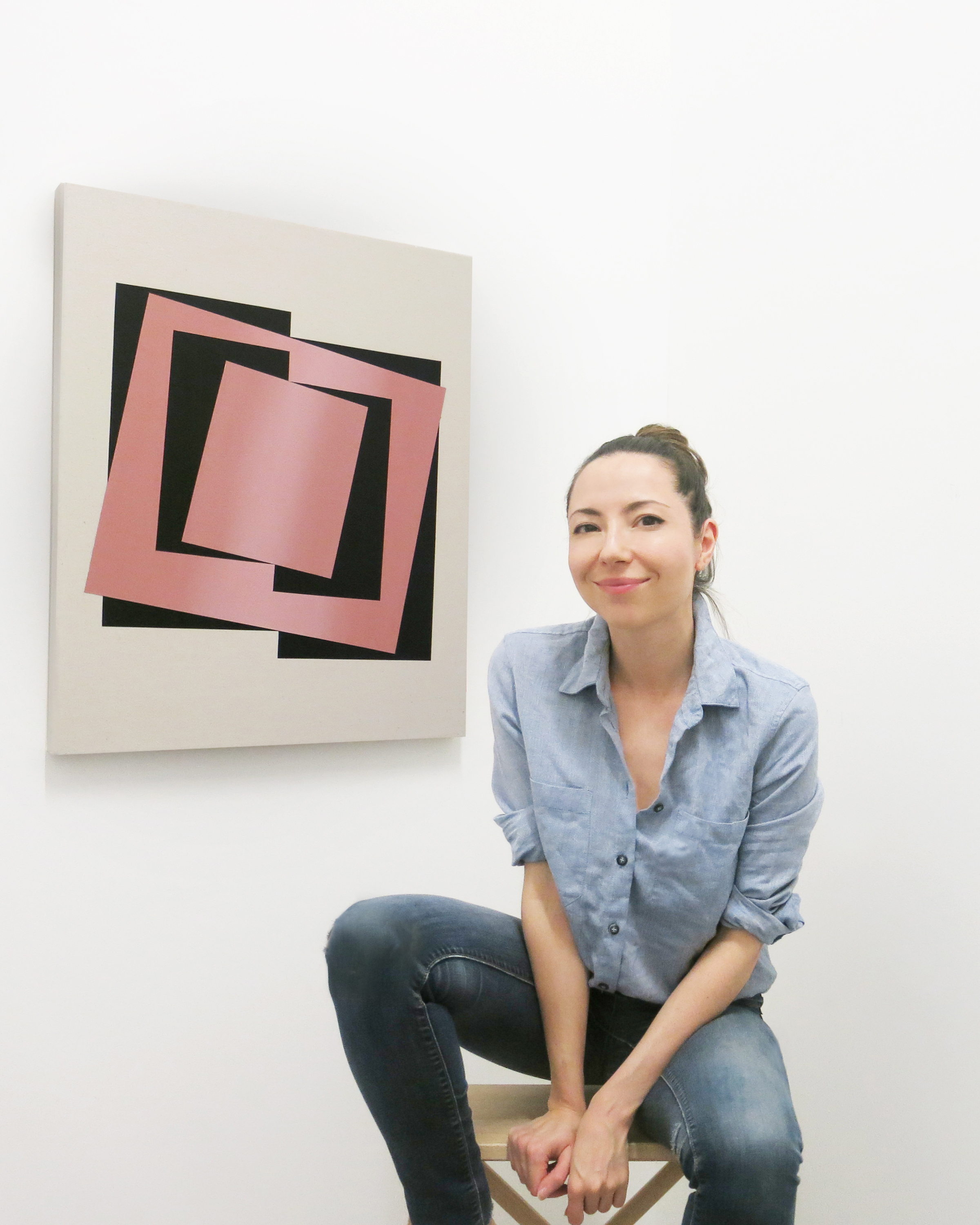 About the Artist - Senem Oezdogan
