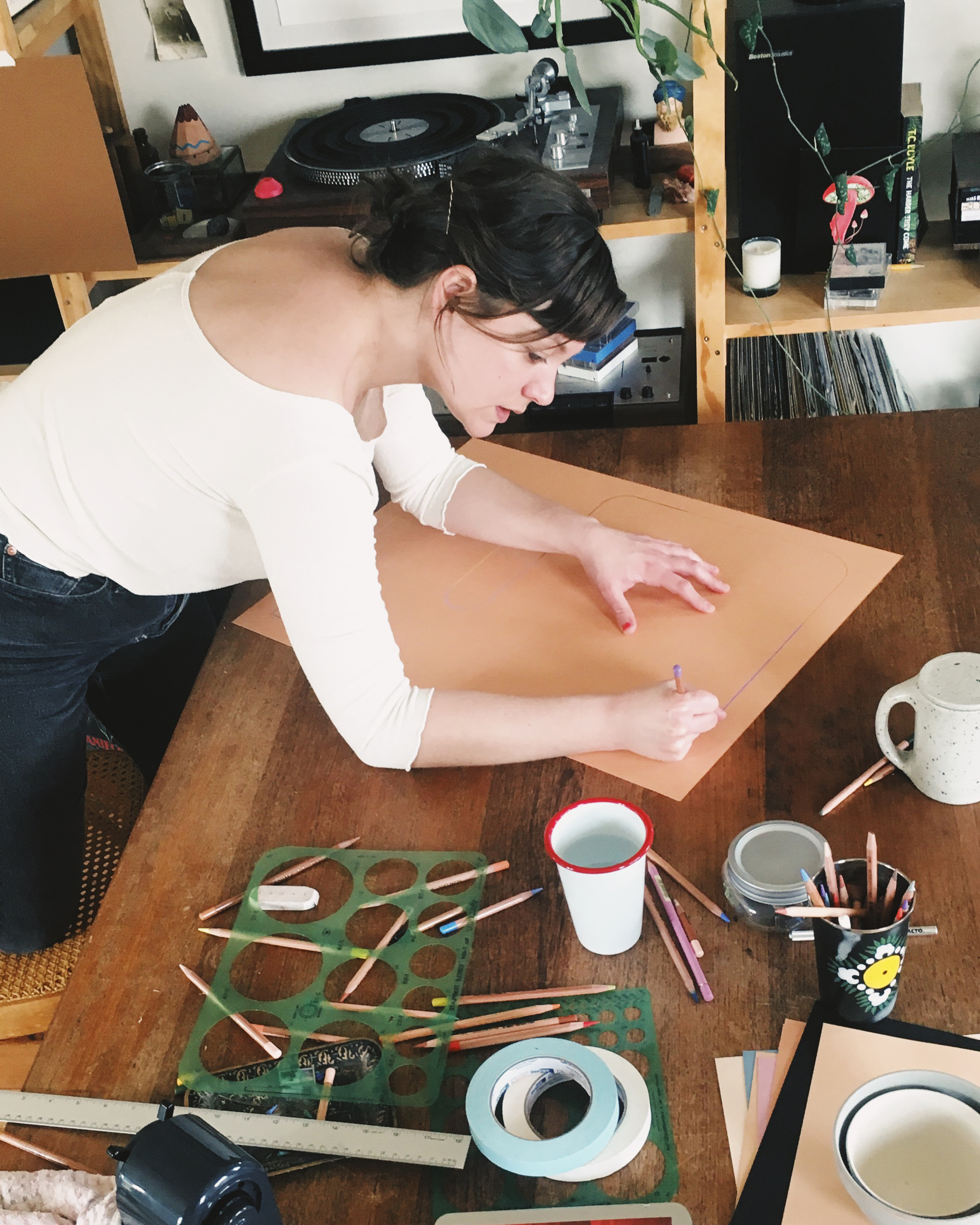 About the Artist - Chloe Fields