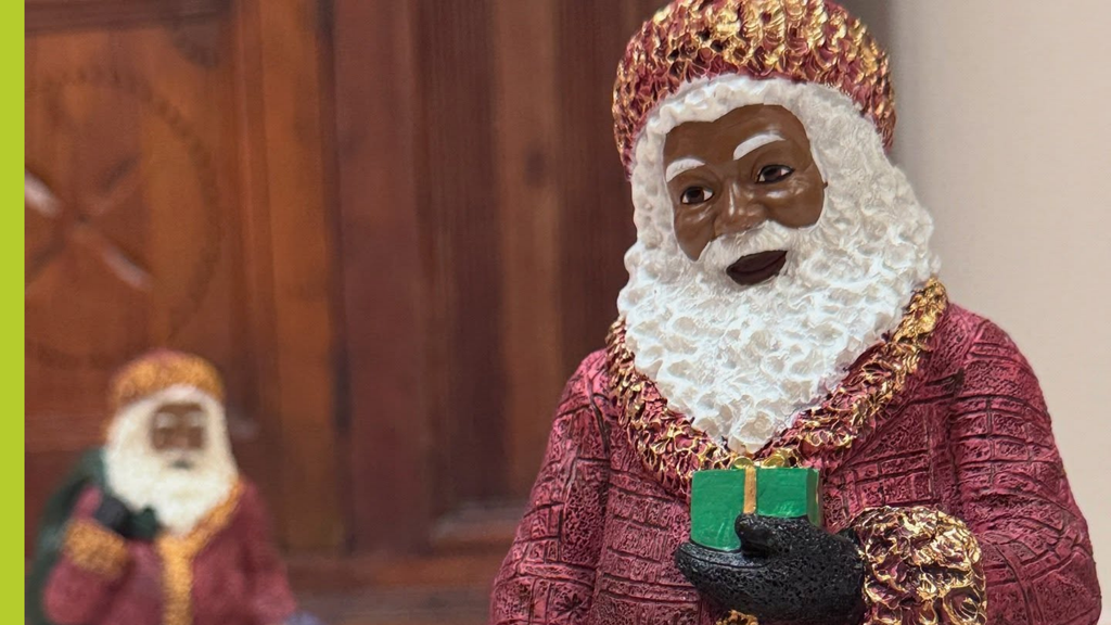 The Dover DE Chapter of the Links, Inc Christmas Celebration & Display